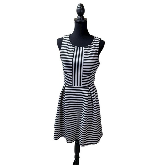 ATTENTION Brand Black and White Stripe A-Line Party Dress Size Medium - Picture 1 of 6